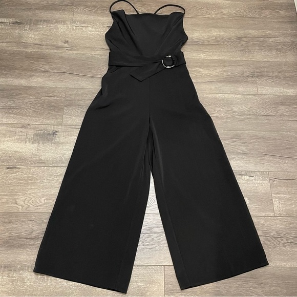 Urban Outfitters Black Cowl Neck O-Ring Belt Wide Leg Cropped Jumpsuit Sz 0 Booo - Picture 2 of 9